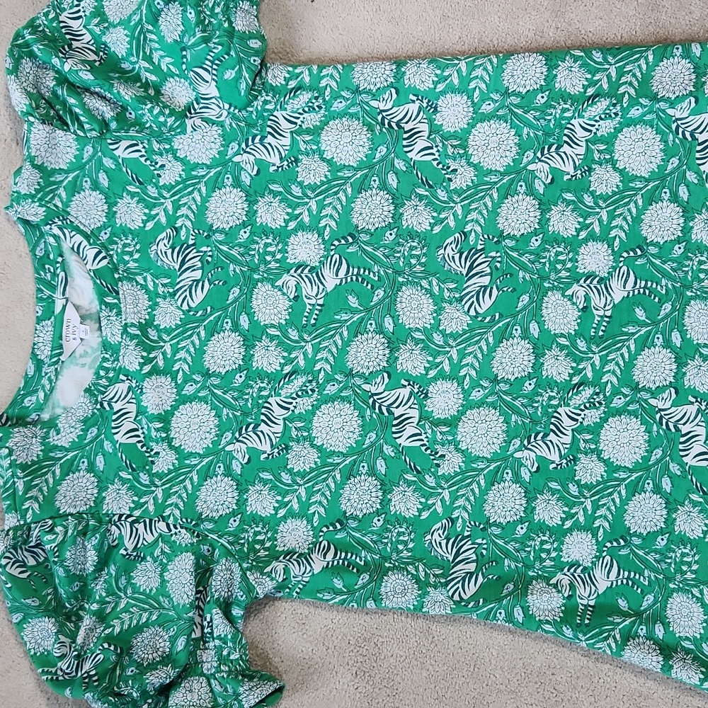 Crown & Ivy™ Women's Smocked Sleeve Green and White T-Shirt Dress - Sma… - Picture 2 of 9